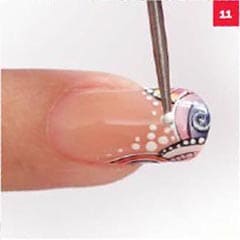 Пример гелевого дизайна ногтей
