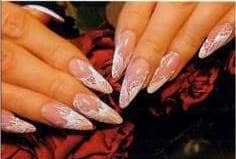 Нежно розовый свадебный дизайн ногтей
